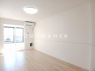 【居間・リビング】 | エヴァグリーンヴィラⅠ