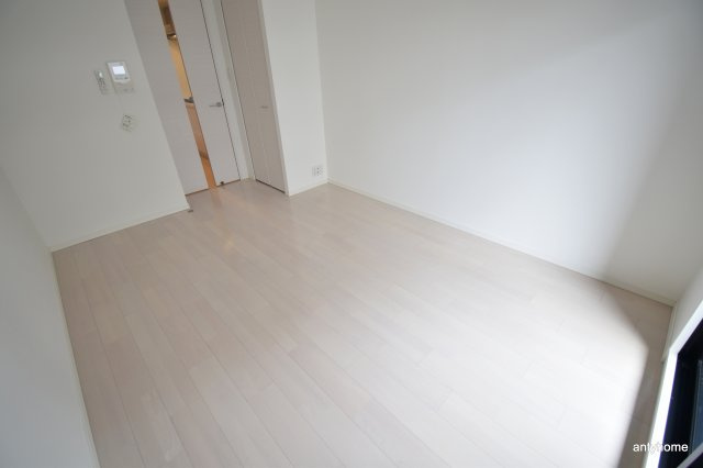 S-RESIDENCE新大阪駅前　仲介手数料無料の洋室