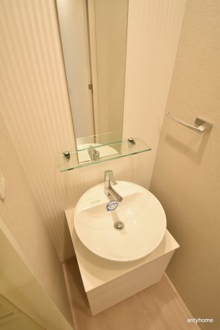 S-RESIDENCE新大阪駅前　仲介手数料無料の洗面所