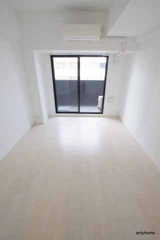 S-RESIDENCE新大阪駅前　仲介手数料無料の居間・リビング