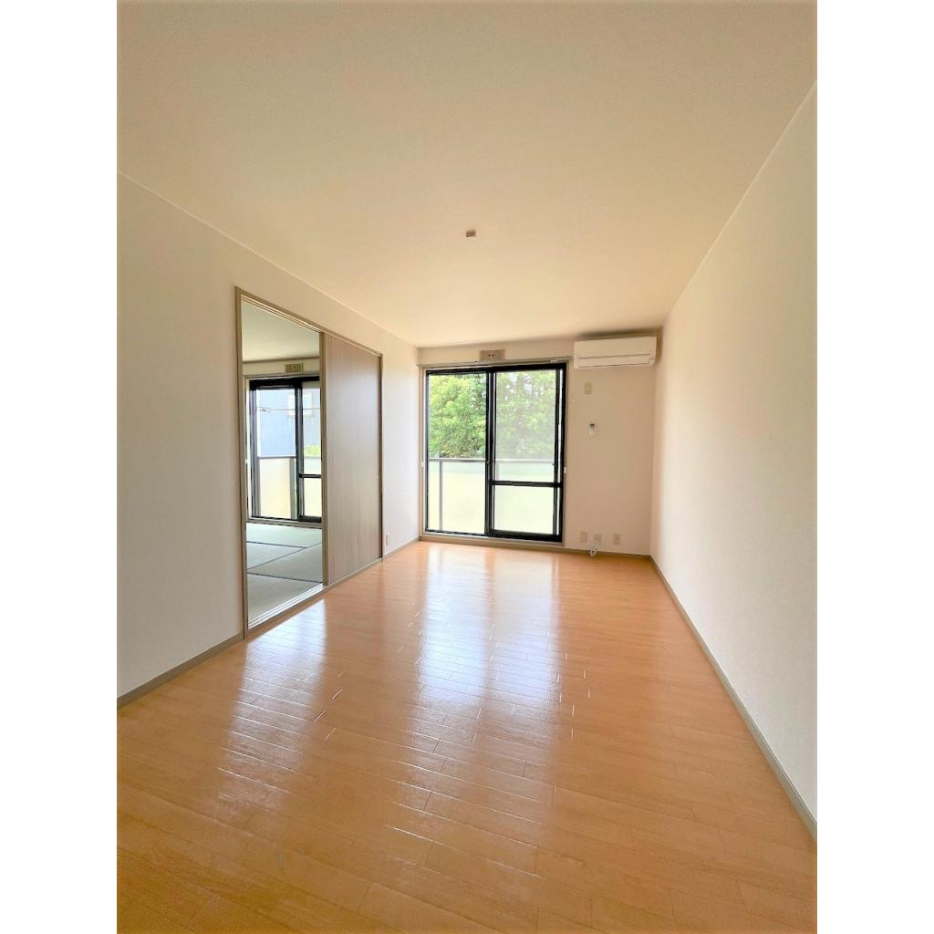 サンビレッジ東台　Bの居間・リビング|※写真は201のもの