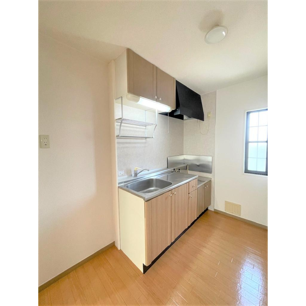 サンビレッジ東台　Bのキッチン|※写真は201のもの