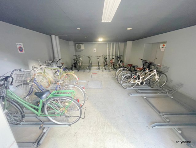 S-RESIDENCE北浜　仲介手数料無料の駐車場