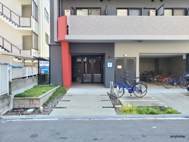グランパシフィック十三元今里 仲介手数料無料のエントランス