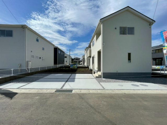 【前面道路含む現地写真】 | 富岡市下高瀬　全11棟