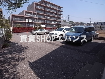 【駐車場】 | ロイヤルコート壱番館