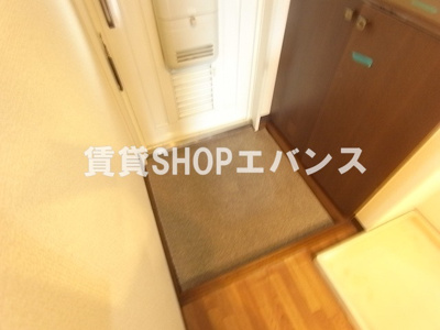 【玄関】 | ロイヤルコート壱番館
