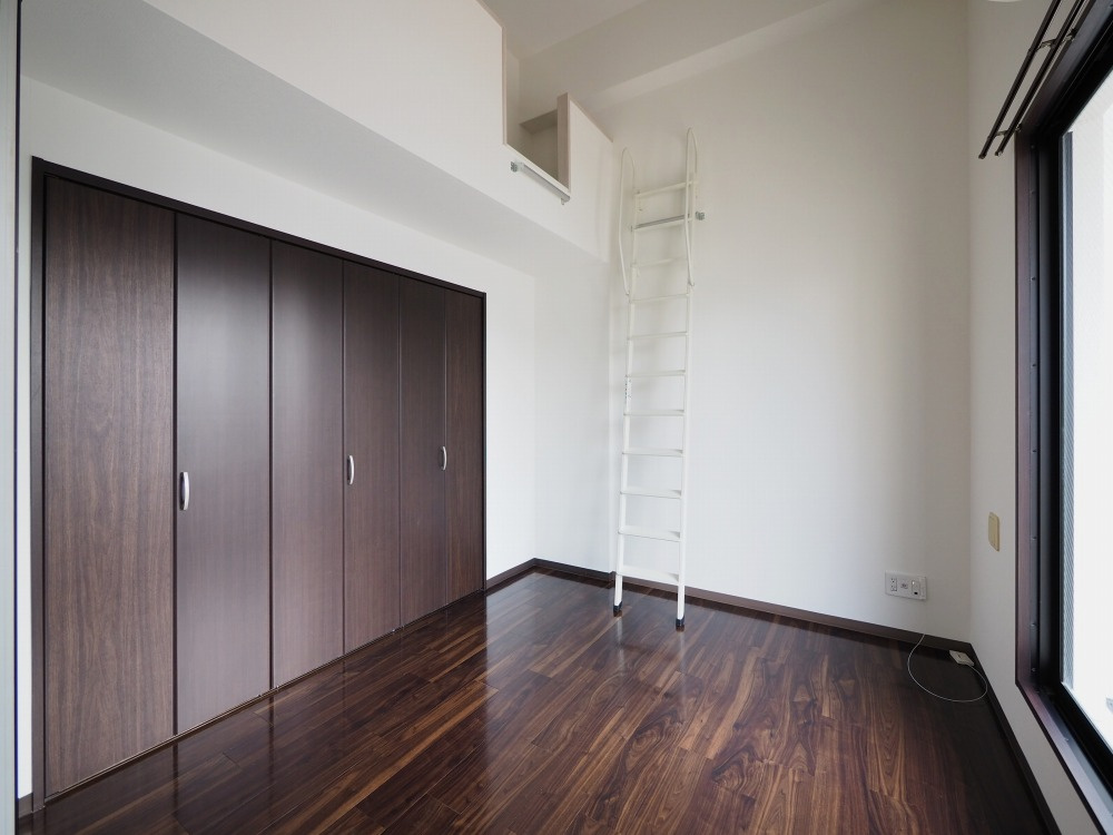 ラ・フォーレ松ヶ枝町Ⅲの居間・リビング