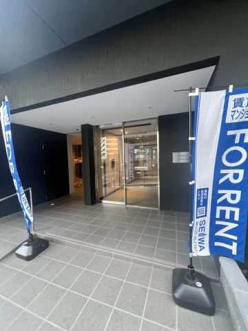 サントゥール駒込のエントランス