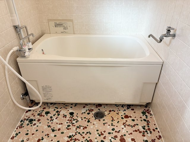 レトロ感のある浴室に仕上がっています