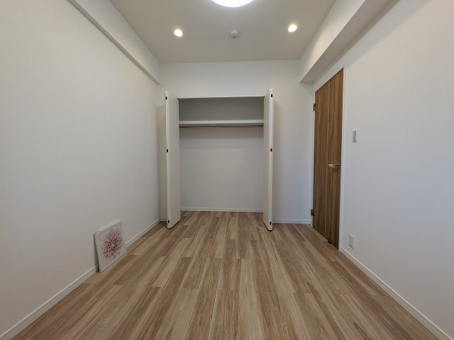 パークフィーネ南大沢３番館の収納|～収納力の高いクローゼット完備～