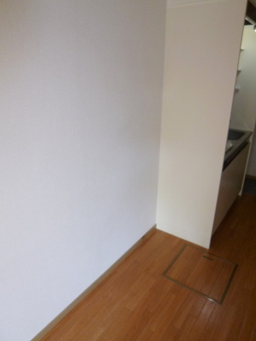 ヴェルディ下石神井のその他|★キッチン横の冷蔵庫置き場★