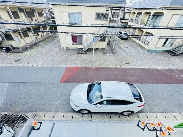 松戸市新松戸南１丁目新築戸建【馬橋北小学校：10分】の前面道路含む現地写真|バルコニーより道路側眺望