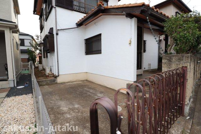 作新台８丁目　中古戸建の駐車場|幅約2.6ｍ　奥行約5.2ｍ　