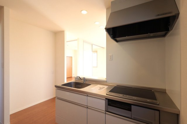 シャーリーメゾンA棟のキッチン|2025年12月撮影。