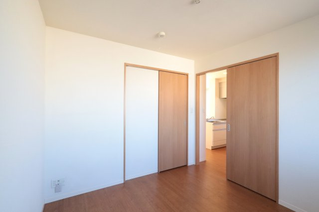 シャーリーメゾンA棟の洋室|2025年12月撮影。