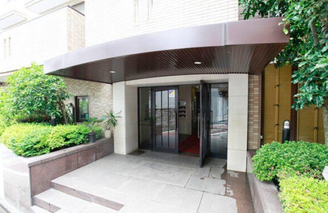 エンブレム目黒茶屋坂