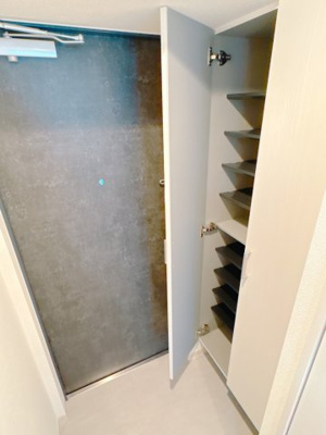 【玄関】 | Alivis都島