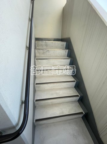 リブリ・東上野のその他共用部分|共用階段