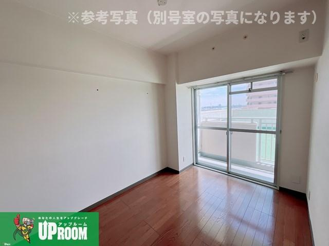 アーバンドエル西春駅前の居間・リビング