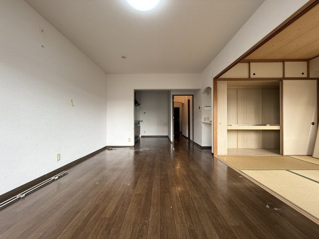 スぺシア旭丘の居間・リビング