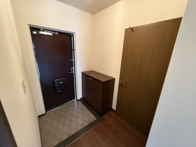 スぺシア旭丘の玄関