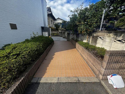 【エントランス】 | レオパレスビアンネートル