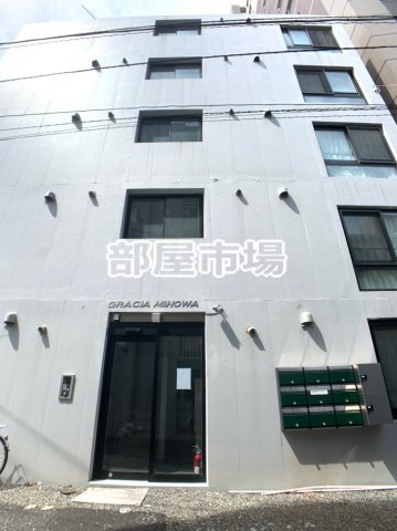GRACIA　MINOWAのエントランス