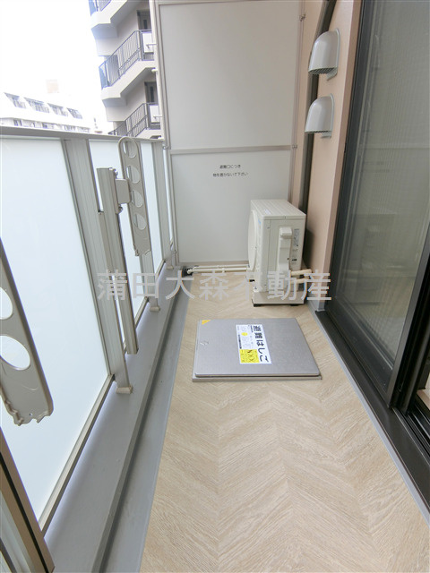 JP noie西蒲田のバルコニー|物干し金具付きのバルコニー