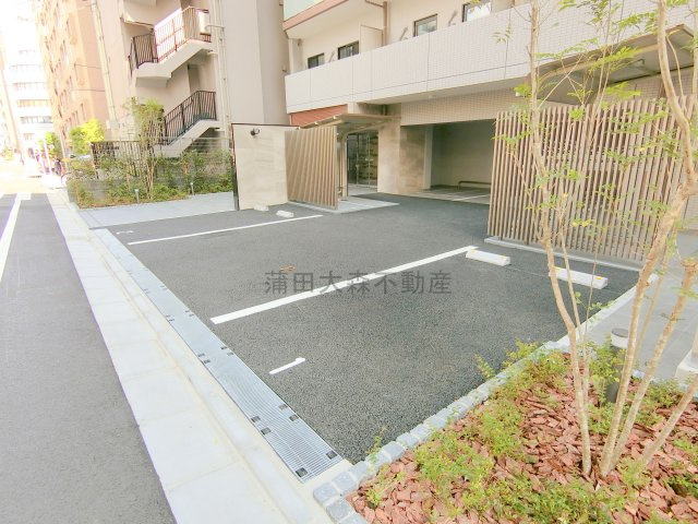 JP noie西蒲田の駐車場|敷地内平置き駐車場　空き状況等詳細はお問合せください。