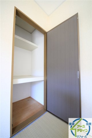 アルパポンテ一番館の収納|※類似部屋