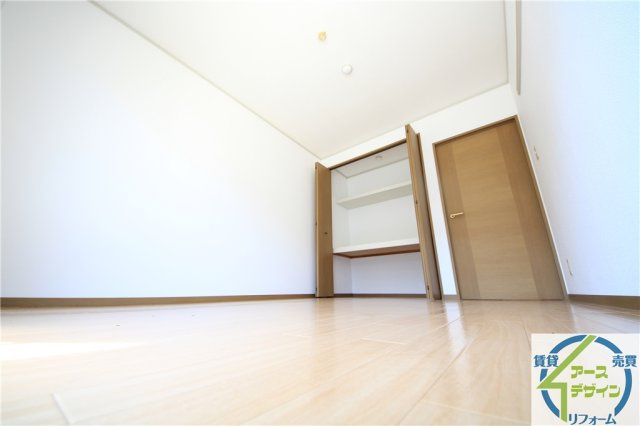 アルパポンテ一番館の寝室|※類似部屋