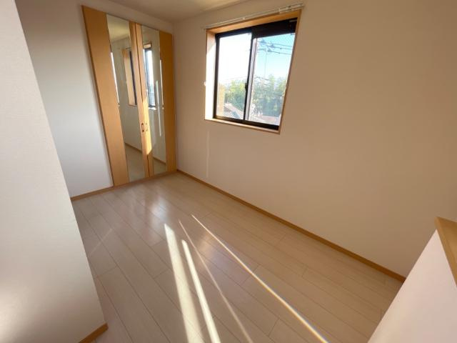 ルミナスの寝室|洋室