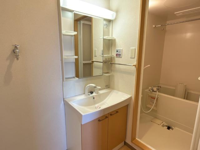 ルミナスの洗面所|洗髪洗面化粧台