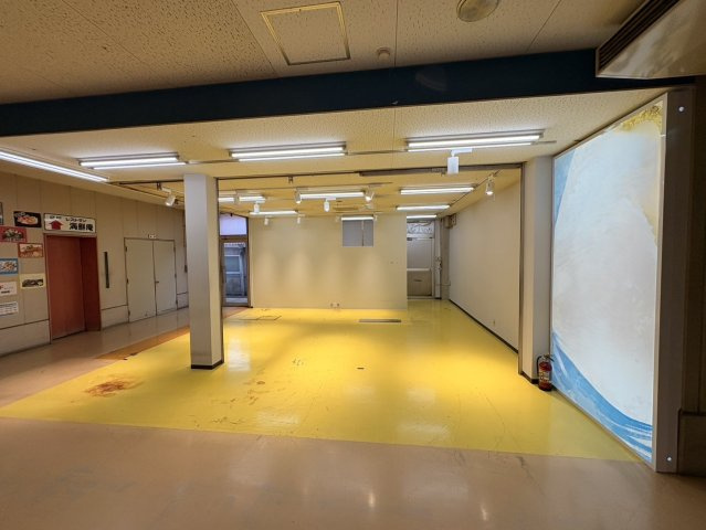 一色さかな広場内　貸店舗の内装