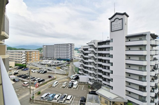 【展望】 | 高層階で前面はさえぎる高層ビルもなく、美しい青空の眺望が広がります