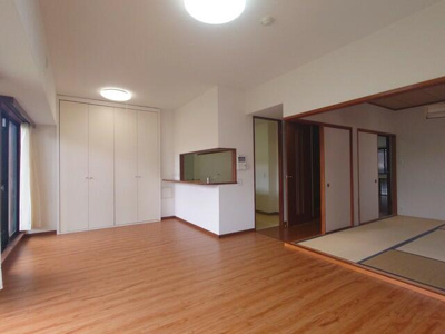 【居間・リビング】 | コスモフェスタ蕨 | LDK