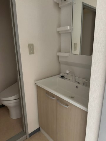 沼田市　一棟マンションの独立洗面台