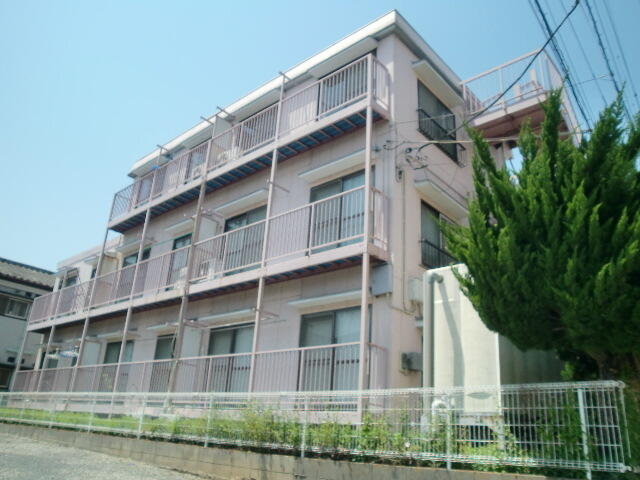 坂戸市芦山町のマンションの画像