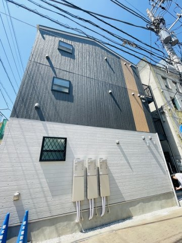 板橋区蓮根２丁目のアパートの外観