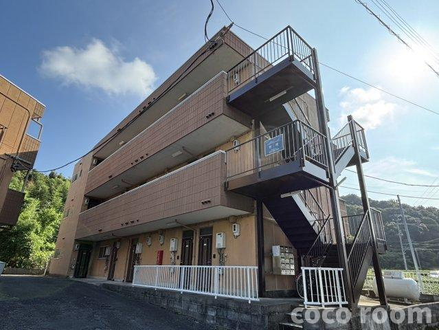 グリーンプラザ八木の外観