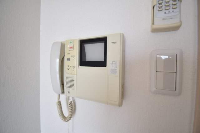 エリーフラッツ桂南のセキュリティ