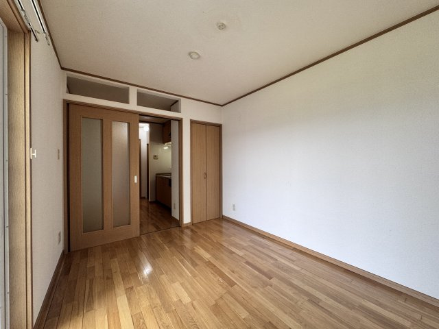 フォレスタ伏見の居間・リビング