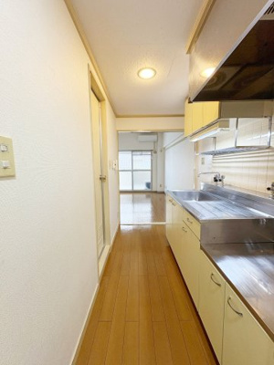 【玄関】カーサよねやま