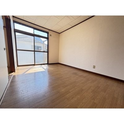 【居間・リビング】 | 洋室