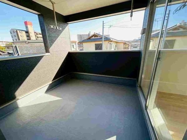 【バルコニー】