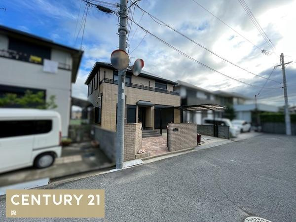 和歌山市太田　中古戸建の前面道路含む現地写真