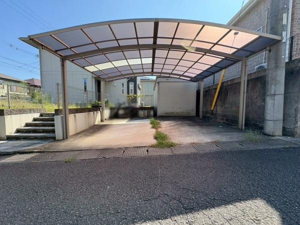 海南市小野田(つつじケ丘)　中古戸建の駐車場