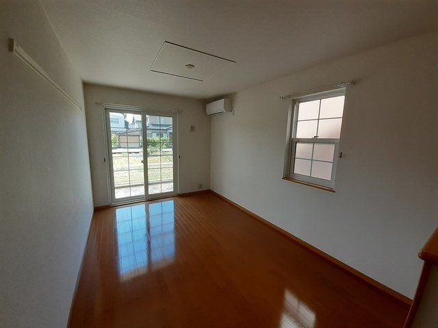 メゾン　ファミーユⅠＢの居間・リビング|使いやすい居間です