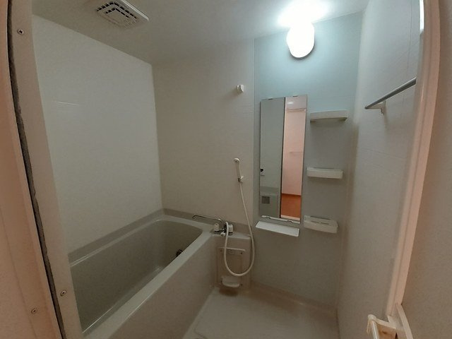 メゾン　ファミーユⅠＢの浴室|ゆったり過ごせるお風呂です